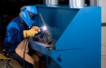 行業(yè)專家告訴你如何維護(hù)打磨除塵工作臺