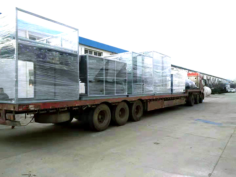 焊接除塵設(shè)備廠家，焊接車(chē)間整體通風(fēng)系統(tǒng)設(shè)備發(fā)貨