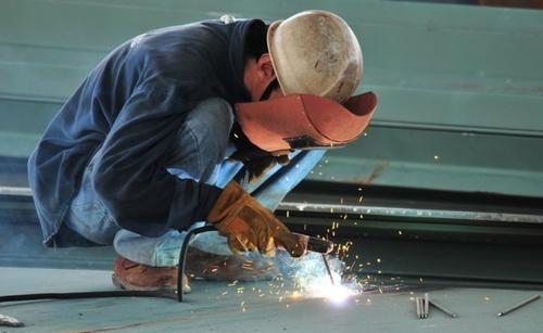 自循環(huán)焊煙凈化器無需鋪設(shè)管道，治理焊接煙塵更智能 (2).jpg