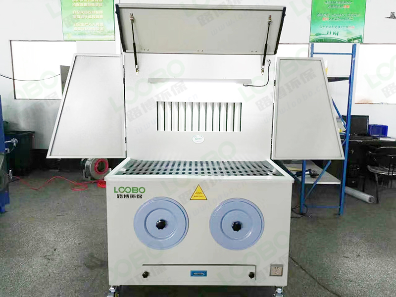 打磨工作臺(tái)有效處理打磨、拋光、切割煙塵 (2).jpg