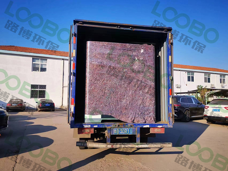 焊接車間除塵并不難，多濾筒除塵器高效除塵，操作簡(jiǎn)單易上手